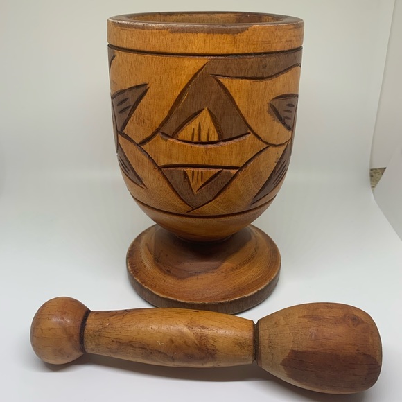 Vintage Hand Carved Wood Footed Mortar and Pestle Set! - Picture 5 of 11